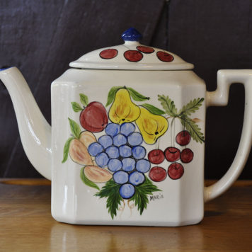 Marie's Fruit Tea Pot