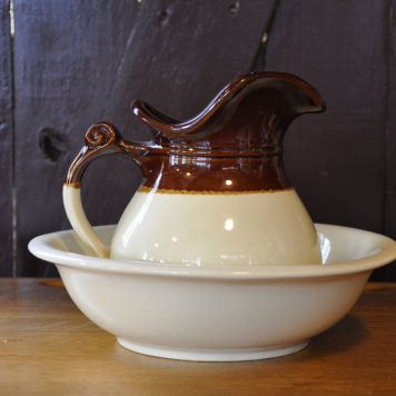 McCoy Wash Pitcher with Bowl