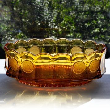 Fostoria coin dot bowl 9 in.