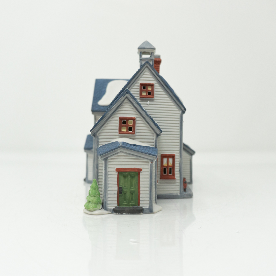 Department 56 Pennsylvania Dutch Farmhouse – Porzellan-Haus – 8x5x5,5 Zoll – Handbemalt – New England Village – Retired